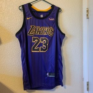 Lebron James jersey